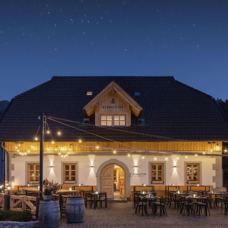 קרנייסקה גורה Hotel Pino Alpino מראה חיצוני תמונה