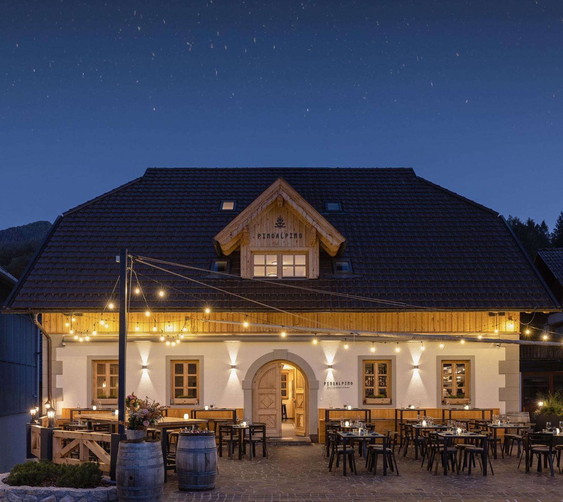 קרנייסקה גורה Hotel Pino Alpino מראה חיצוני תמונה